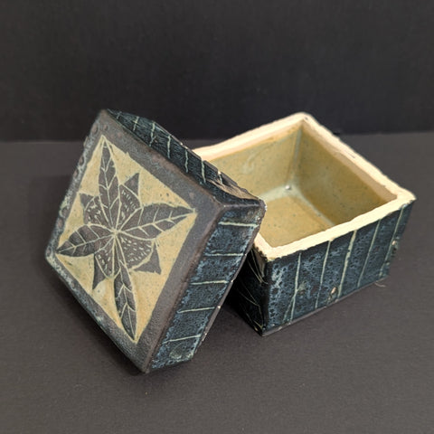 Keeps Sake Box
