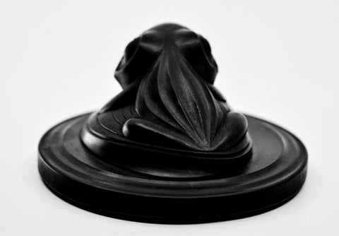 Black Stone Frog on Moon Disk
