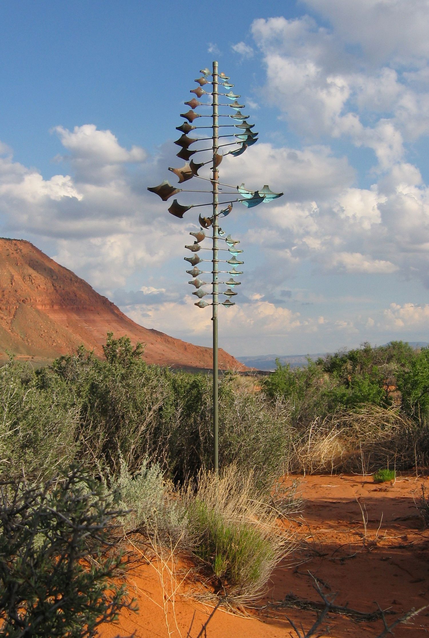 Twister Star | Kinetic Wind Powered Sculptures by Lyman Whitaker
