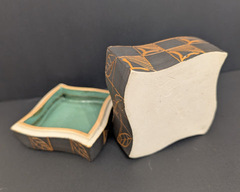 Judy Weeden Ceramic Flower Star Box