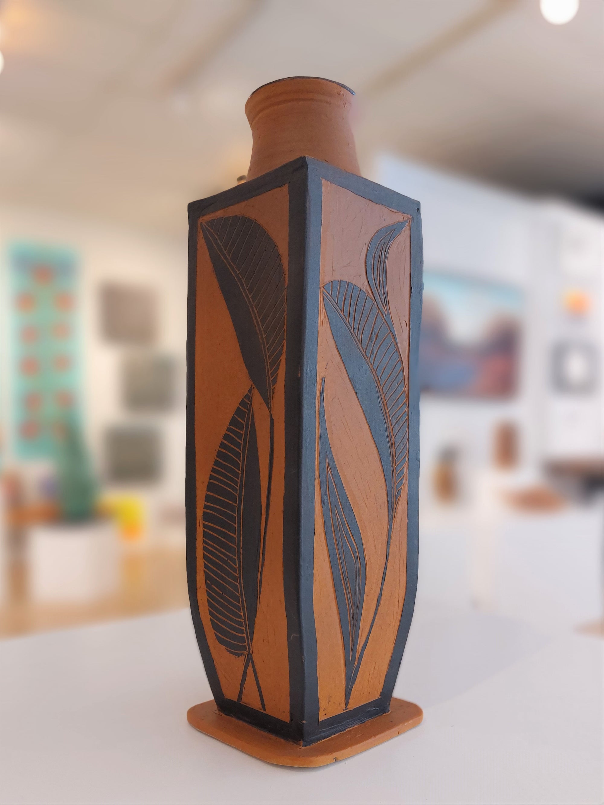 Hand Built Vase - Black/Tan