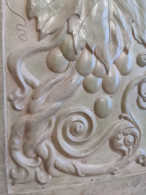 Stone Cast Grape Vine Plaque